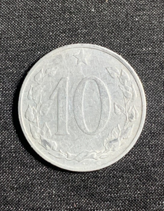 Moneda Cehoslovacia 10 haleri 1953