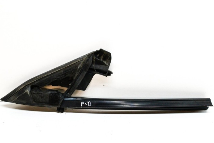 Garnitura ușă dreapta față JAGUAR F-TYPE Coupe X152 2016 OEM: EX53-21596-A,X152-P03 | 12165224