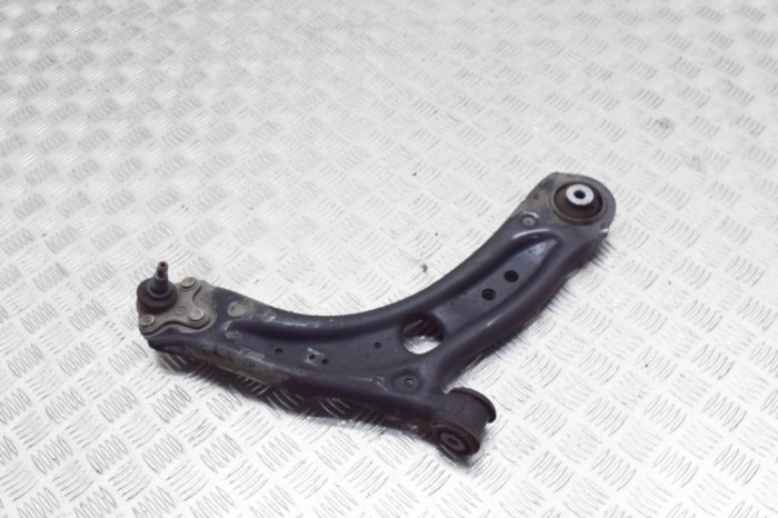 Braț inferior dreapta față AUDI A3 Limousine 8VS, 8VM 2018 OEM: 81A407152C 11761952