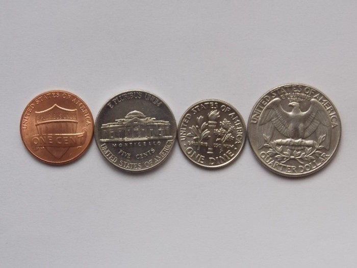 LOT 4 MONEDE DIFERITE USA