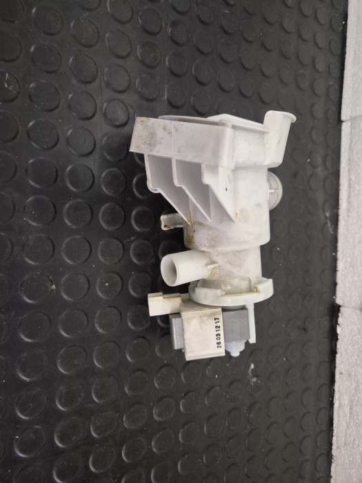 Pompa evacuare masina de spalat Miele 6239562 original / C34