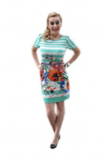 Rochie casual feminia, cambrata pe corp, multicolora foto