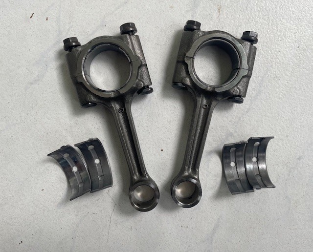 Yamaha R6 (RJ03) 1999-2002 Biela ( pret pentru 1 bucata)