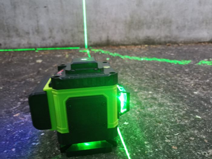 Nivela laser 360grade, autonivelare+acumulator