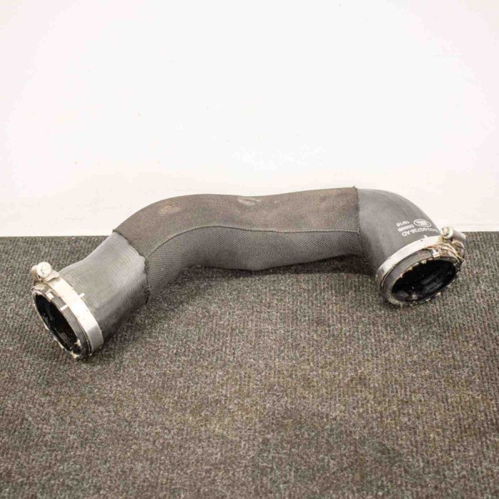 Furtun intercooler dreapta LAND ROVER DISCOVERY IV L319 2016 OEM: AH22-9G738-AD
