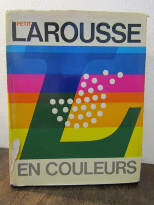 PETIT LAROUSSE EN COULEURS foto