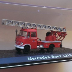 Macheta Mercedes Benz L319 1961 Pompieri - Atlas 1/72