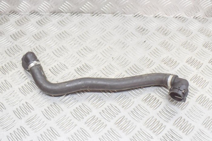 Furtun de lichid de răcire JAGUAR F-PACE X761 2017 OEM: GX73-8A589-AF 12211033