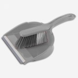 Cumpara ieftin Faras din plastic, cu lamela de cauciuc si perie, MR731, gri