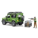 BRUDER - MASINA DE TEREN LAND ROVER DEFENDER CU PADURAR SI CAINE