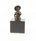 Fetita stand- statueta din bronz pe soclu din marmura BE-12