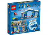 LEGO City - Police Station Chase (60370) | LEGO
