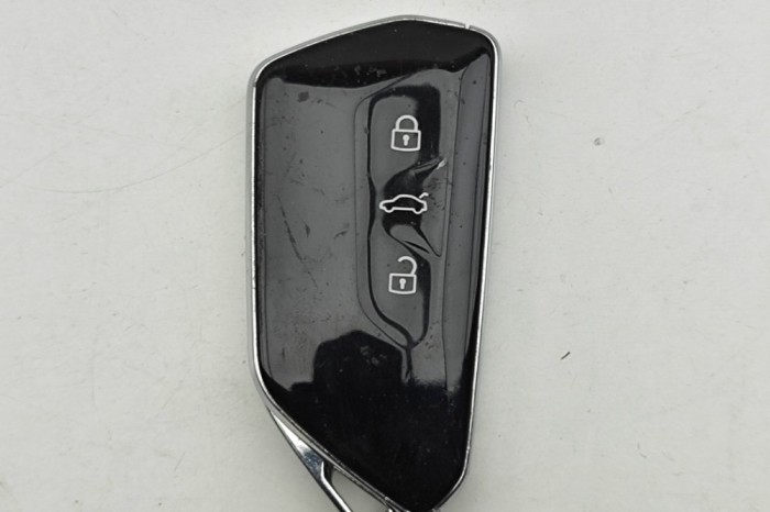 Cheie de contact SKODA SKODA ENYAQ iV SUV 5AC, 5AZ 2024 OEM: 5E3959753R 30967220