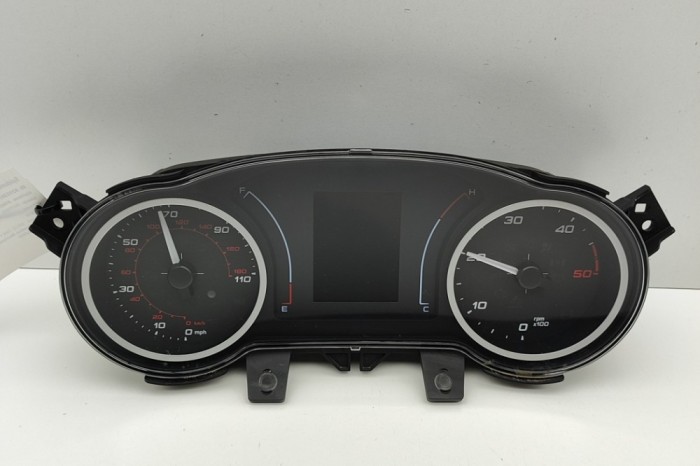 Ceas de bord IVECO DAILY VI Box 2022 OEM: 5802985408,5802852566,A3C1104360000 31539708