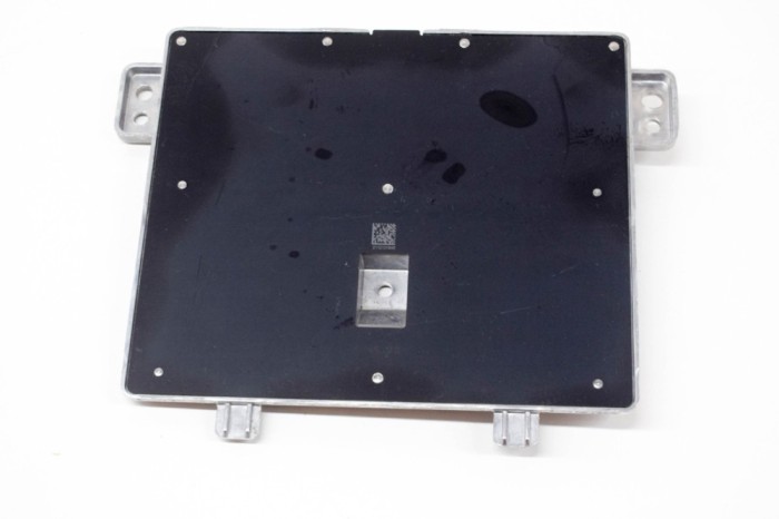 Stație de &icirc;ncărcare wireless TESLA MODEL Y 2022 OEM: 1755100-90-D 15085652