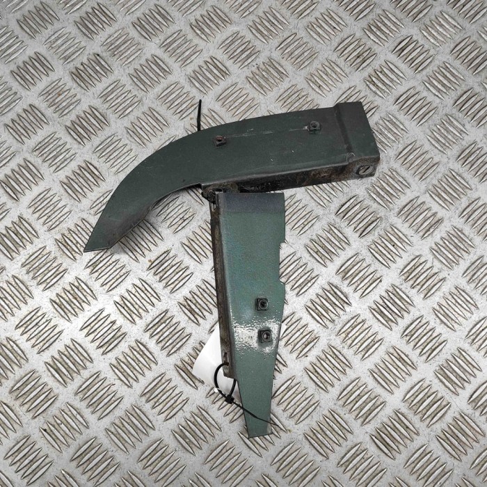 Suport aripa dreapta față ASTON MARTIN DB7 Coupe 1995 26538089