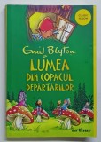 LUMEA DIN COPACUL DEPARTARILOR de ENID BLYTON , ilustratii de JAN McCAFFERTY , 2023 * PREZINTA INSEMNARI SI URME DE UZURA