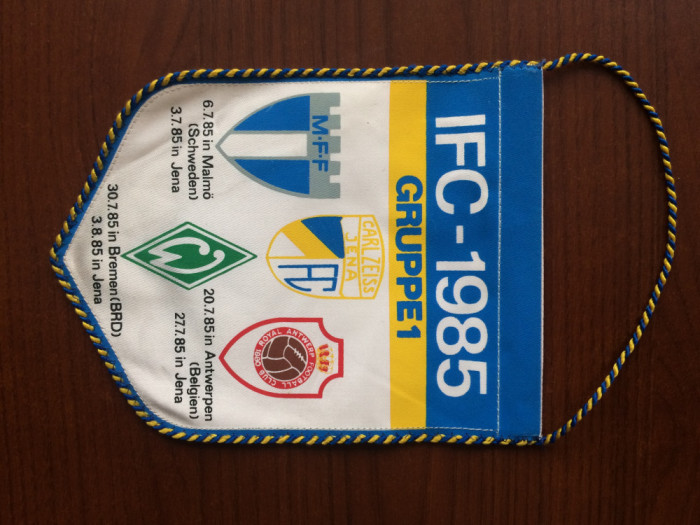 fanion fotbal Intertoto Cup 1985 Werder Bremen Malm&ouml; F.F. Royal Antwerpen F.C. Carl Zeiss Jena fan sport
