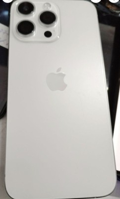 iPhone 15 Pro Max 1 TB nou impecabil pentru piese foto