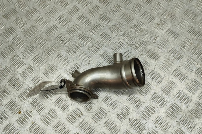 Furtun intercooler BENTLEY CONTINENTAL Coupe 3W_ 2013 OEM: 079129571L | 31880867
