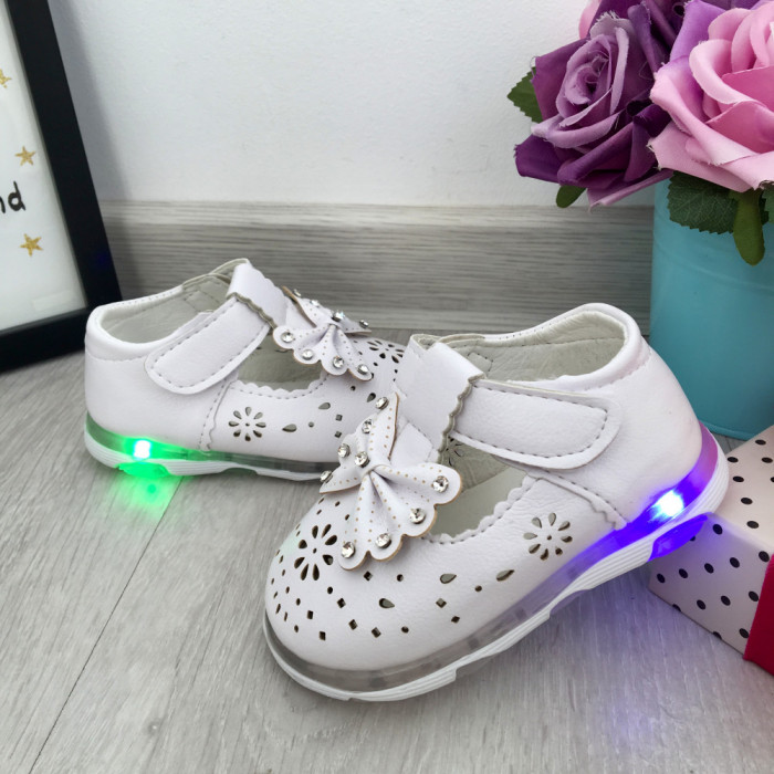 Sandale albe cu lumini LED fluturasi pantofi moi fetite 16 17 cod 0849