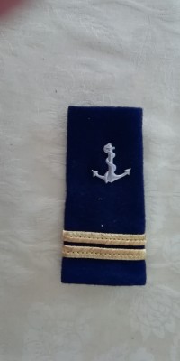 C2 19 - Grade militare - locotenent marina - piesa de colectie! foto