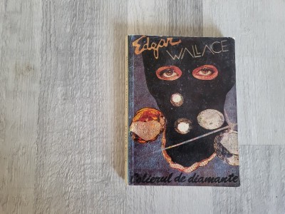Colierul de diamante de Edgar Wallace foto