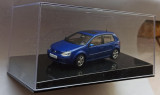 Macheta VW Golf 5 V in 5 usi albastru - Autoart 1/43 Volkswagen, 1:43