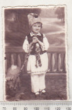 Bnk foto Copil in haine populare - interbelica, Romania 1900 - 1950, Sepia, Etnografie