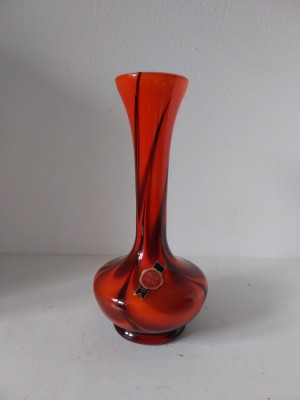 Vaza de sticla Opaline Florence Made in Italy, rosu cu negru, alb in interior, vintage, 25cm inaltime foto