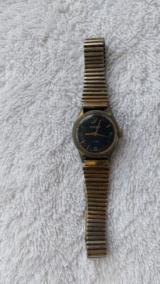 CEAS OREX 17 RUBINE , MECANIC DE DAMA , FUNCTIONEAZA .CITITI DESCRIEREA ! foto