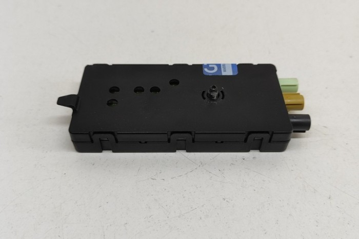 Amplificator de antena BMW iX1 U11 BEV 2023 OEM: 5A4FF06 28088454