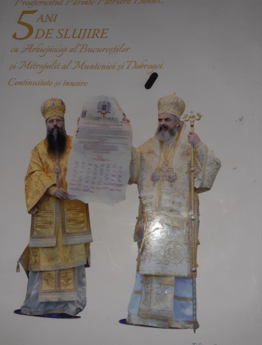 PATRIARHUL DANIEL - 5 ANI DE SLUJIRE - CONTINUITATE SI INNOIRE {2012}