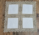 CENTRU DE MASA VINTAGE CU MODEL CROSETAT IN FIR LAME SI MATERIAL SINTETIC