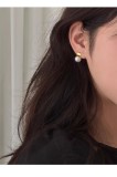 Cumpara ieftin Cercei din Argint 925 Aurit , zBella Pearl, , Eleganta Atemporala E i Accente Geometrice