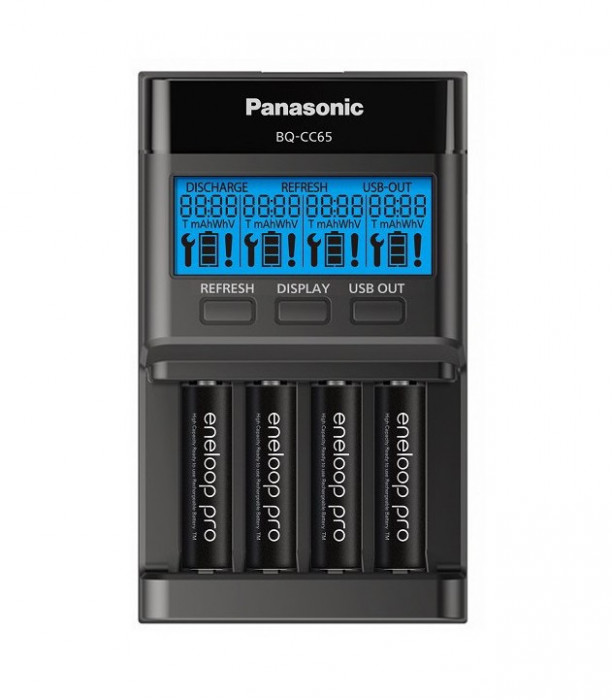 Incarcator Panasonic Eneloop pentru acumulatori AA si AAA Ni-MH 1.2V cu iesire USB si incarcare individuala BQ-CC65