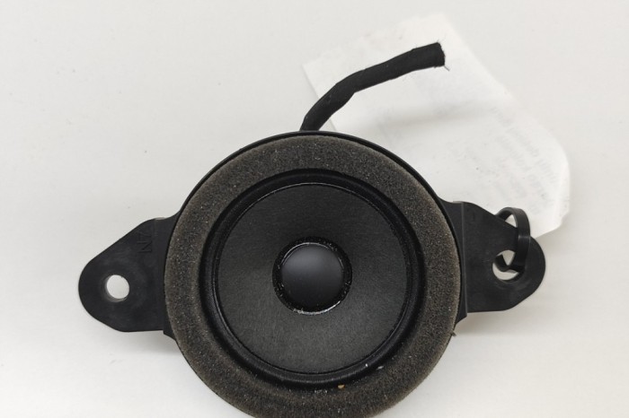 Difuzor ușă dreapta spate TOYOTA C-HR _X2_, _H2_ 2024 OEM: 86150-F4090 28293446