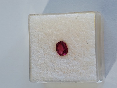 Piatra pretioasa rubin 0.54 carate(LN26) foto