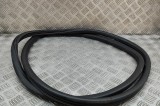 Garnitura ușă st&acirc;nga spate VW TOUAREG 7P5 2016 OEM: 7P0867367H | 24471137