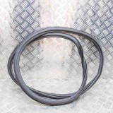 Garnitura ușă st&acirc;nga spate AUDI A3 Sportback 8VA, 8VF 2016 OEM: 8V4833721B