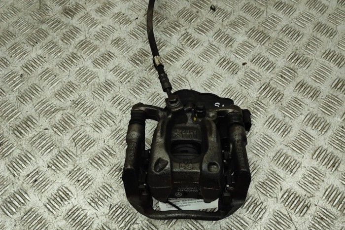 Etrier de fr&acirc;nă dreapta spate MERCEDES-BENZ CLA Coupe C118 2023 OEM: Coupe | 29353522