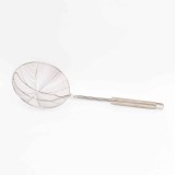 Spumiera inox 20cm cu maner lung ergonomic pentru cartofi si prajituri