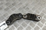 Suport stabilizator st&acirc;nga față BMW 8 Gran Coupe G16, F93 2021 OEM: 6861472,6861471 31437505