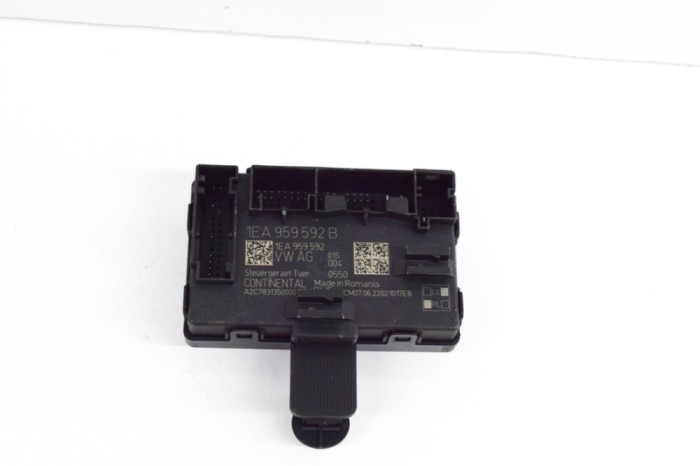 VW ID.3 E11 2022 OEM: 1EA959592B,1EA959592,A2C7831350000 SKU: 21236530