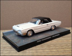 Macheta Ford Thunderbird (1965) 1:43 Universal Hobbies (vitrina crapata) foto