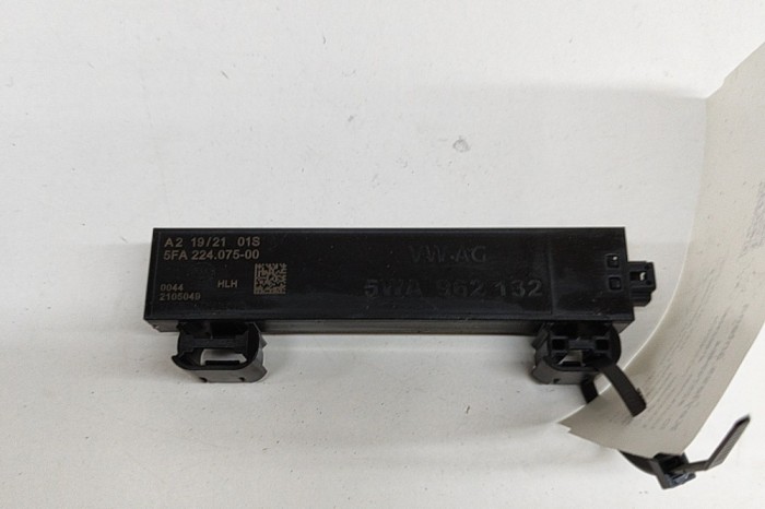 Antena Keyless Entry AUDI Q4 SUV F4B 2021 OEM: 5WA962132,5FA224075 25749464