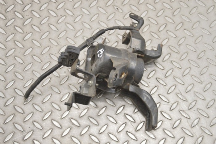 Suport motor dreapta TOYOTA PRIUS _W3_ 2012 18262684
