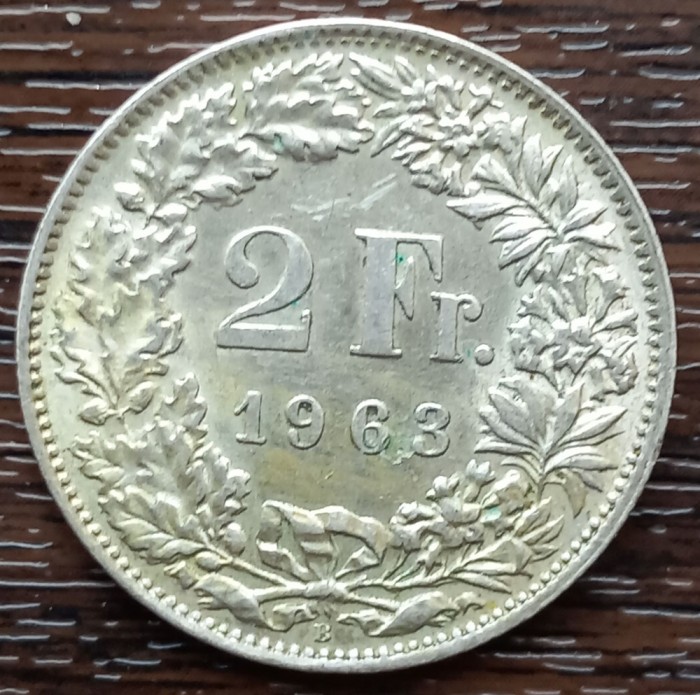 (A104) MONEDA DIN ARGINT ELVETIA - 2 FRANCS FRANCI 1963, LUCIU DE BATERE