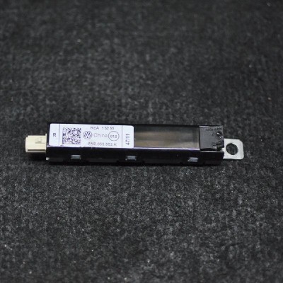 Amplificator de antena VW TIGUAN 5N_ 2012 OEM: 5N0035552K | 2135545 foto