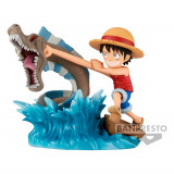 One Piece Log Stories PVC Statue Monkey D. Luffy vs Local Sea Monster 7 cm